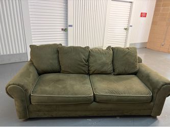 Gorgeous three seat forest green fabric couch