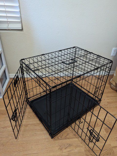 Double Door Wire Dog Crate 