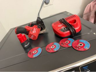 Milwaukee Fuel M12 CutOff Saw Tool
