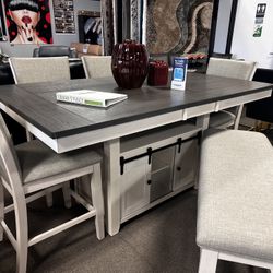 Beautiful Wood Dining Set! $1399 🤍🚨📦