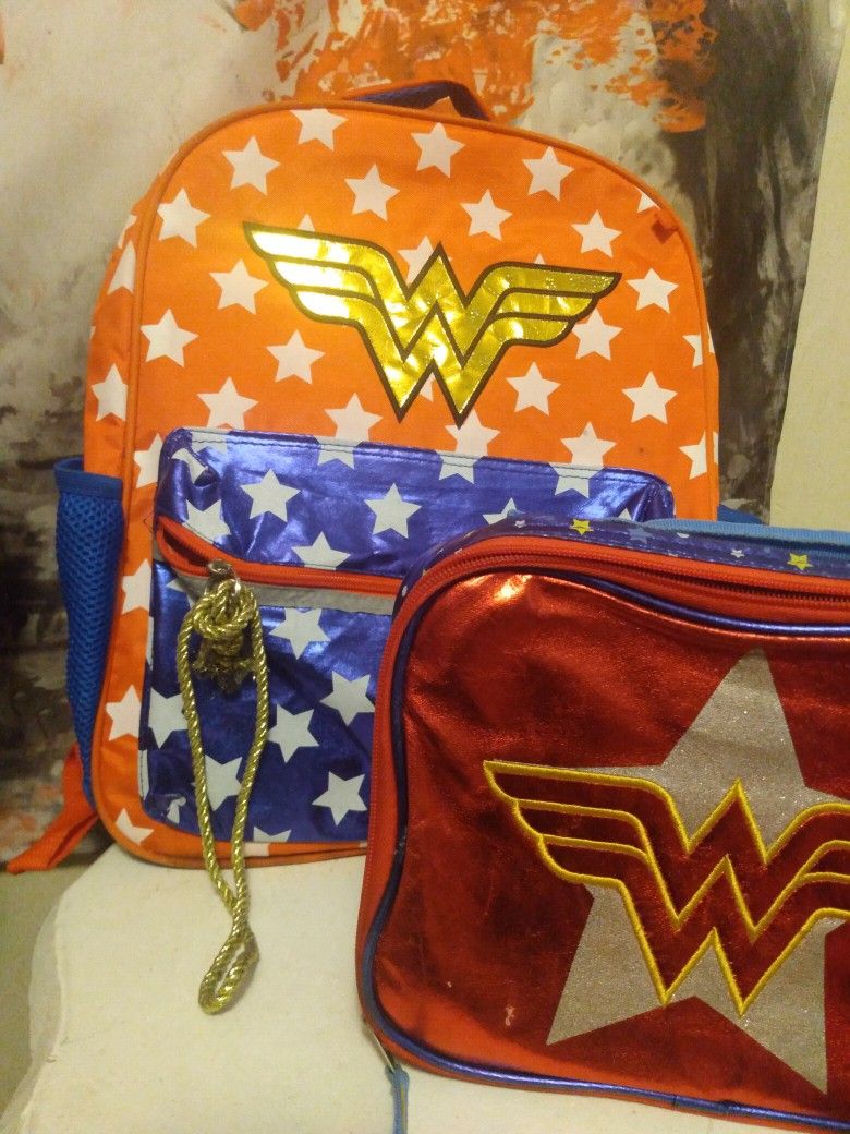 Superwoman's Backpack With Lunch Box