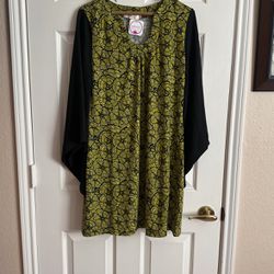 Size XL Tunic/Sweater Dress Black/Green NWT