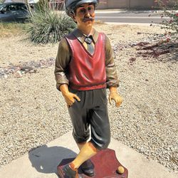 Vintage Golf Statue 3’5”