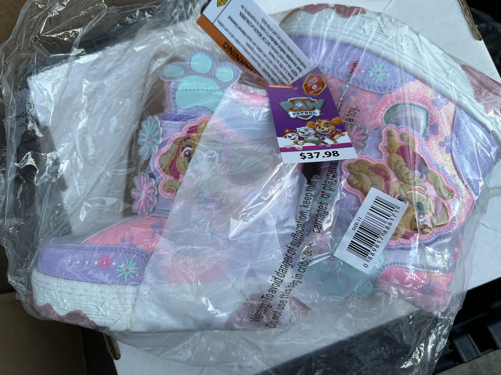 Brand New Girl Paw Patrol Books Size 11 Toddler