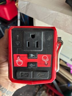 Milwaukee 2846-20 M18 Top-Off 175W Battery - Red works great