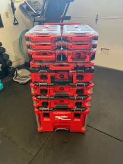 Milwaukee Packout Rolling Tool Box and Organizers Set