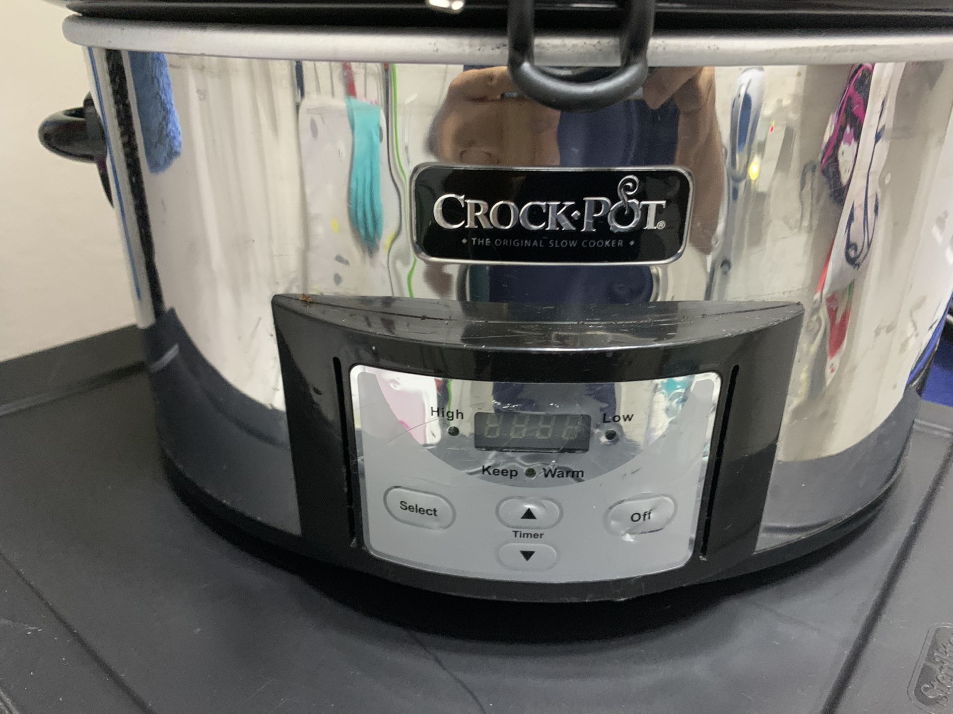 Crock pot with mixer