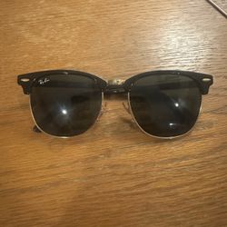Raybans 