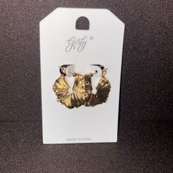 Gold Earrings 