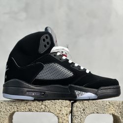 Air Jordan 5 Retro OG 'Black Metallic Reimagined' 3