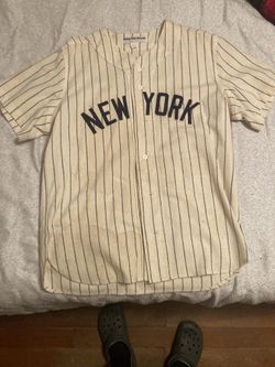 Joe DiMaggio Jersey (Large). Wool
