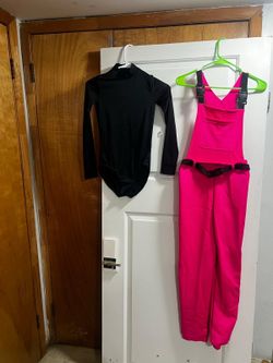 Girl dance outfit, hip hop, etc