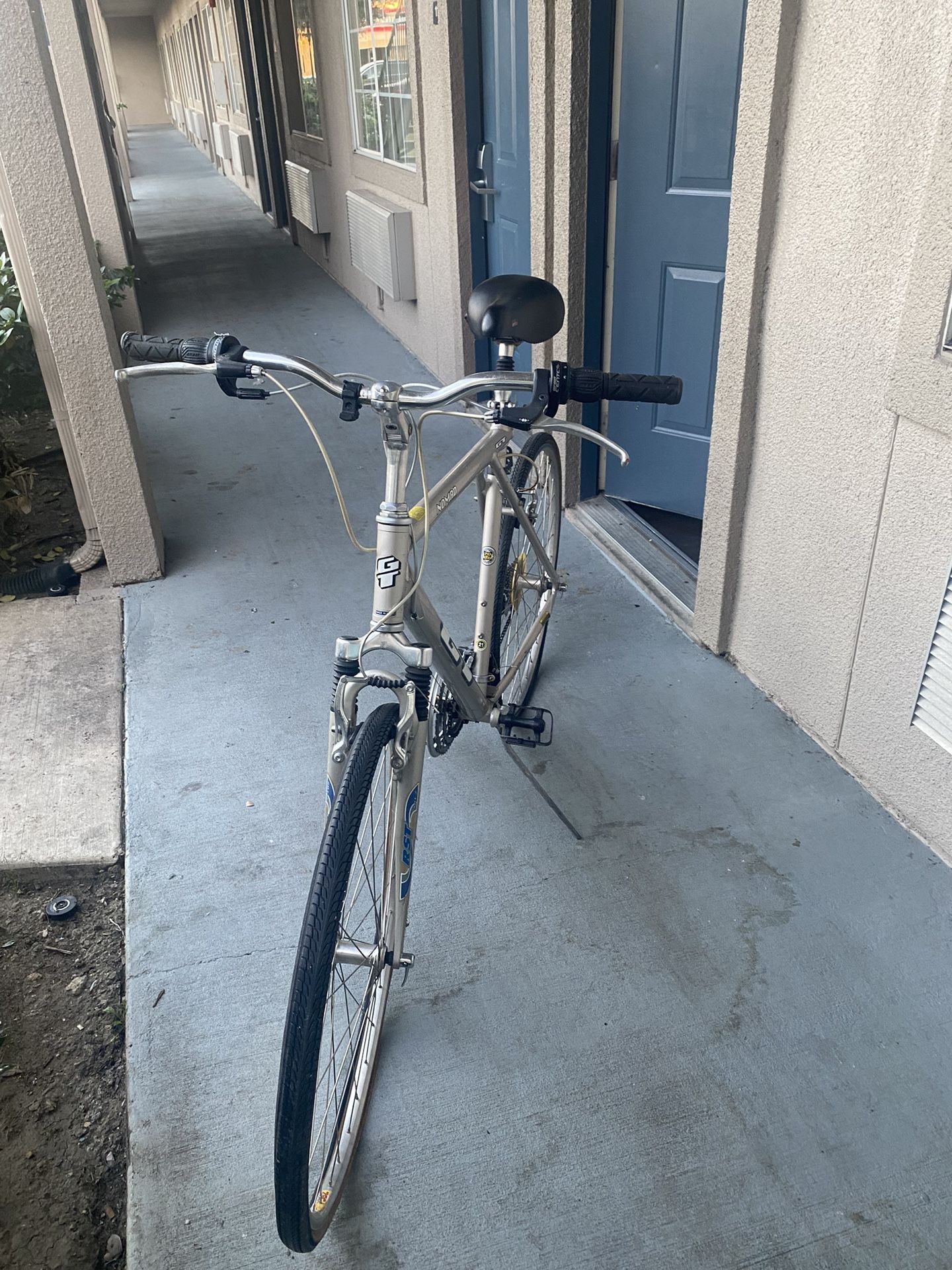 GT Nomad Sport Mountain Bike