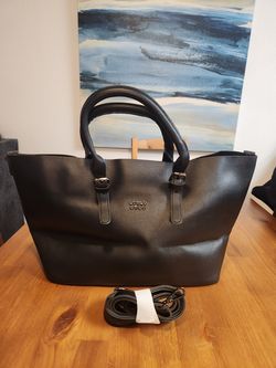 NEW Loulu Women's Large Tote Bag With Shoulder Strap - Black (SE San Diego)