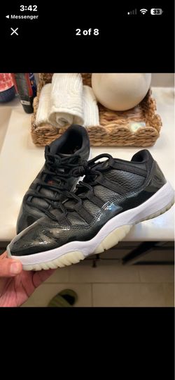 Jordan 11 lows