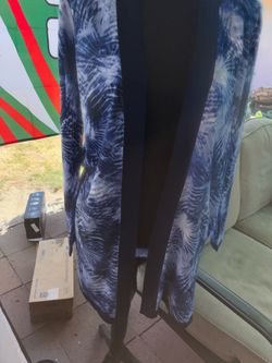 Lands end sample sweater new size medium
