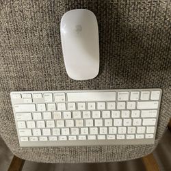 wireless apple kew board and mouse