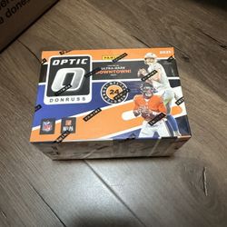 2021 Donruss Optic Football Blaster Box Sealed (6 Packs) Purple Shock