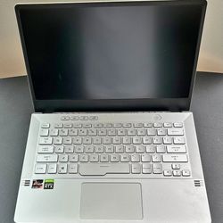 ASUS ROG Zephyrus G14 14" (1TB, AMD Ryzen 9 4900HS, 3.0 GHz, 16GB) Laptop