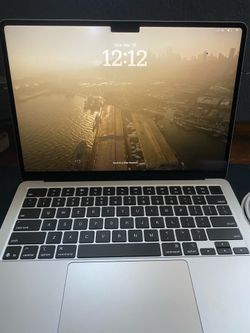 Mcbook Air (2025)