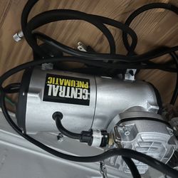 Air compressor 