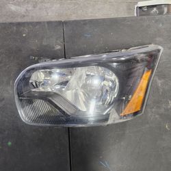 Ford Transit Headlight Left Driver Side 2015 2016 2017 2018 2019 Part $140