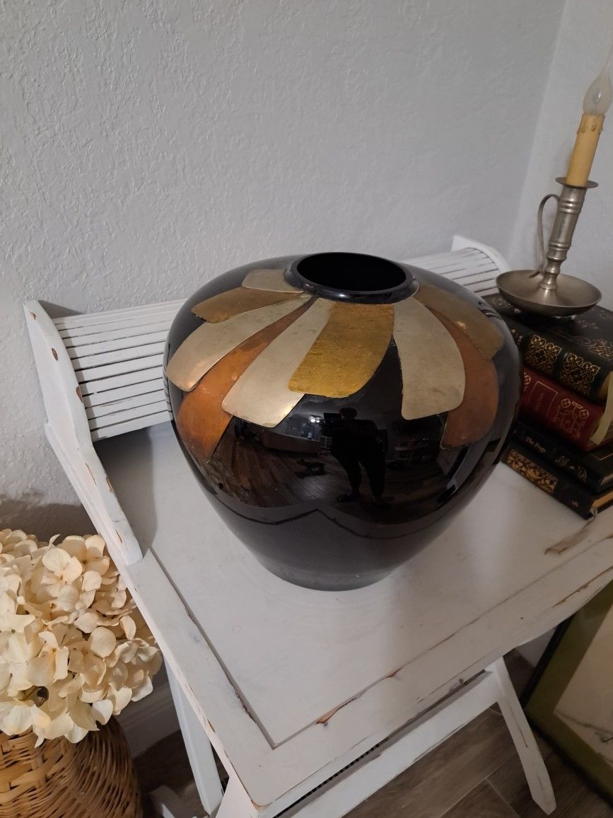 Vintage Art Deco Vase