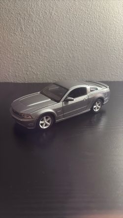 Maisto: 2011 Ford Mustang GT