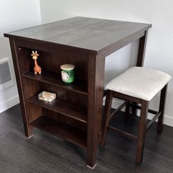 Bar Height Table With 2 Chairs