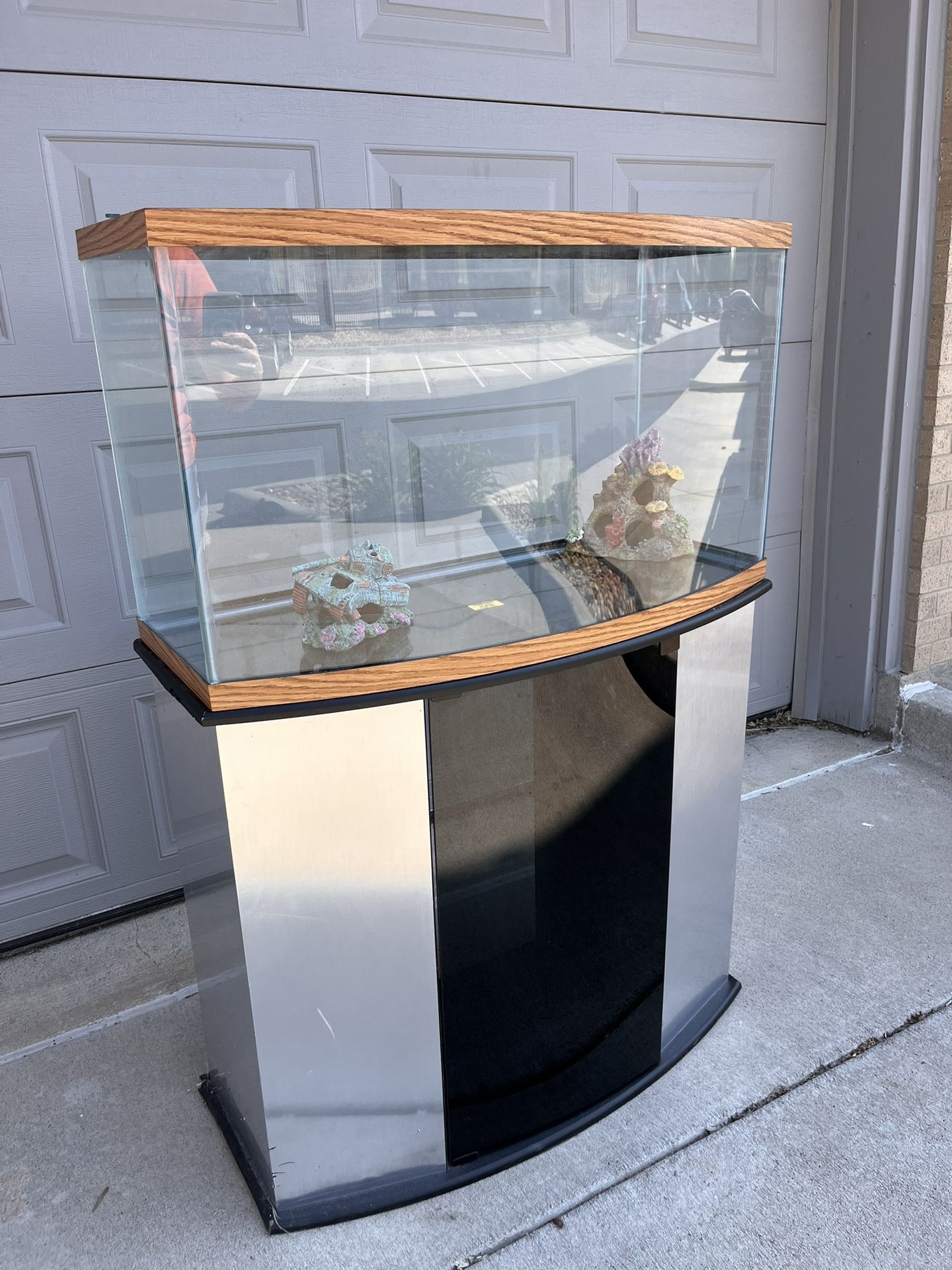 48G Bowfront Aquarium