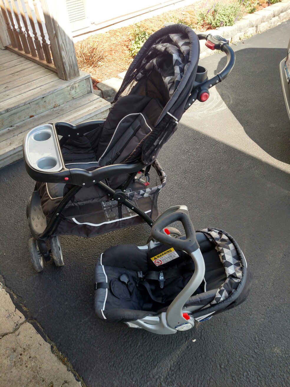 Car seat, 2 bases, stroller combo