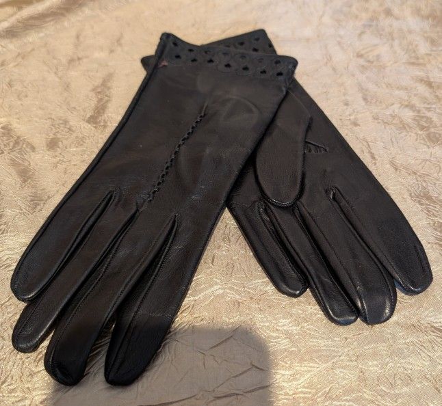 Vintage Ladies Leather Gloves