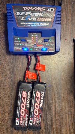 Traxxas EZ-Peak Live Dual Charger with Two 6700mAh 4S LiPo Batteries