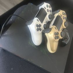 PS4 With 2 Controllers And Charger Set
