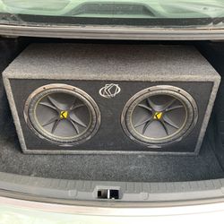 Kicker Comp Subwoofers & Kicker ZX Amplifier 400.1 RM