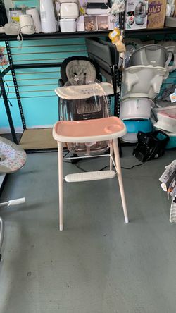 Baby High Chair with Tray and Footrest