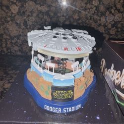 Dodgers Star Wars Millennium Falcon 
