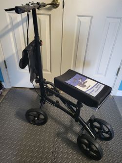 $40 - Brand New Black BlesssReach Knee Scooter Fully Assembled