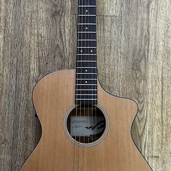 BREEDLOVE PASSPORT C250/CME ACOUSTIC-ELECTRIC GUITAR SOLID RED CEDAR TOP