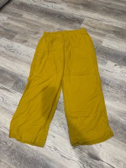 Wide leg women’s pants size large