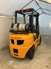 2018 Hyundai Forklift 6000 lb pnuematic