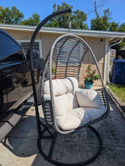 Swing egg chair