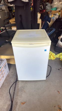 Mini Fridge