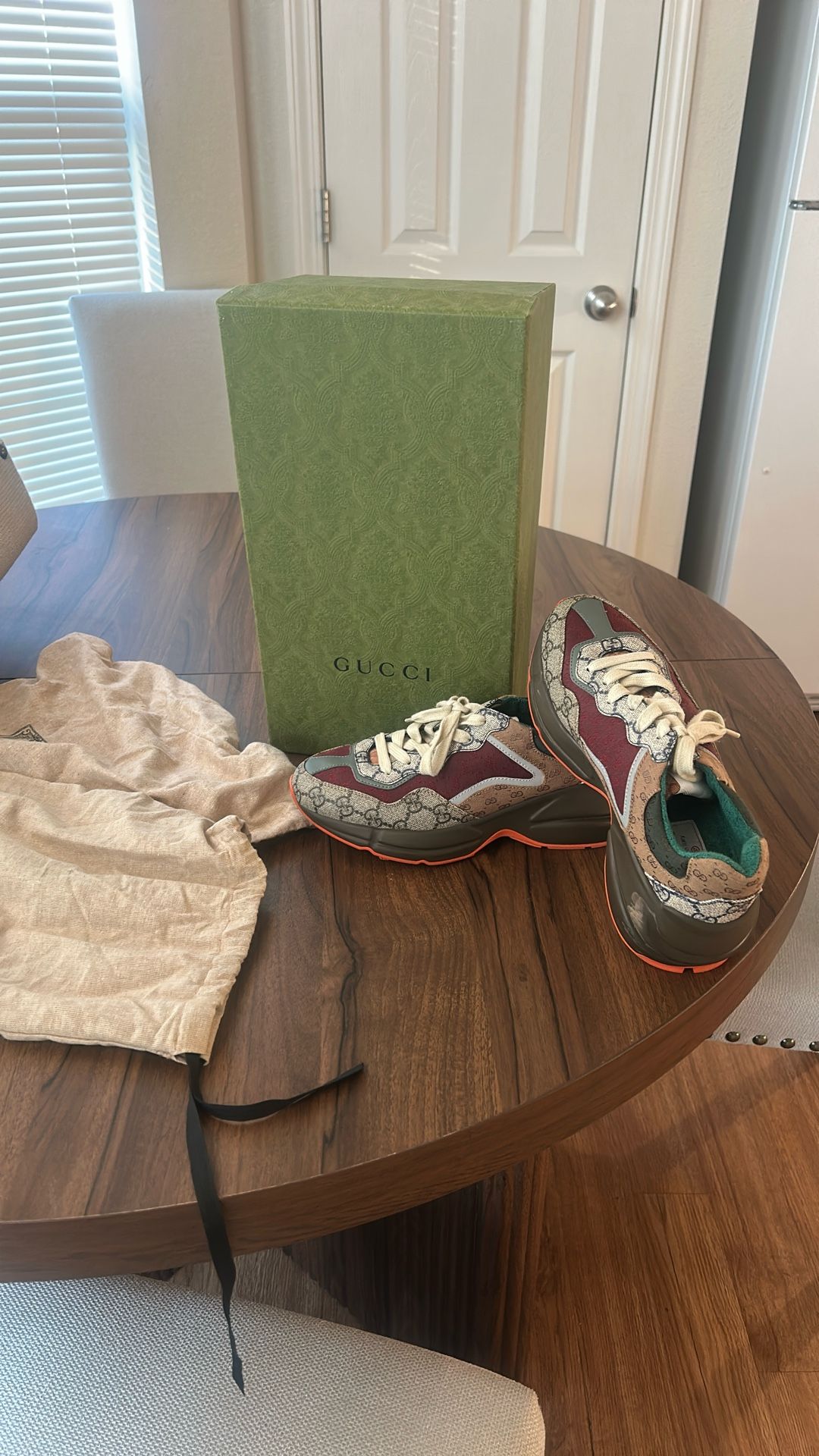 Gucci Sneakers