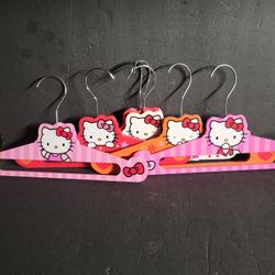 7 New Hello Kitty Hangers
