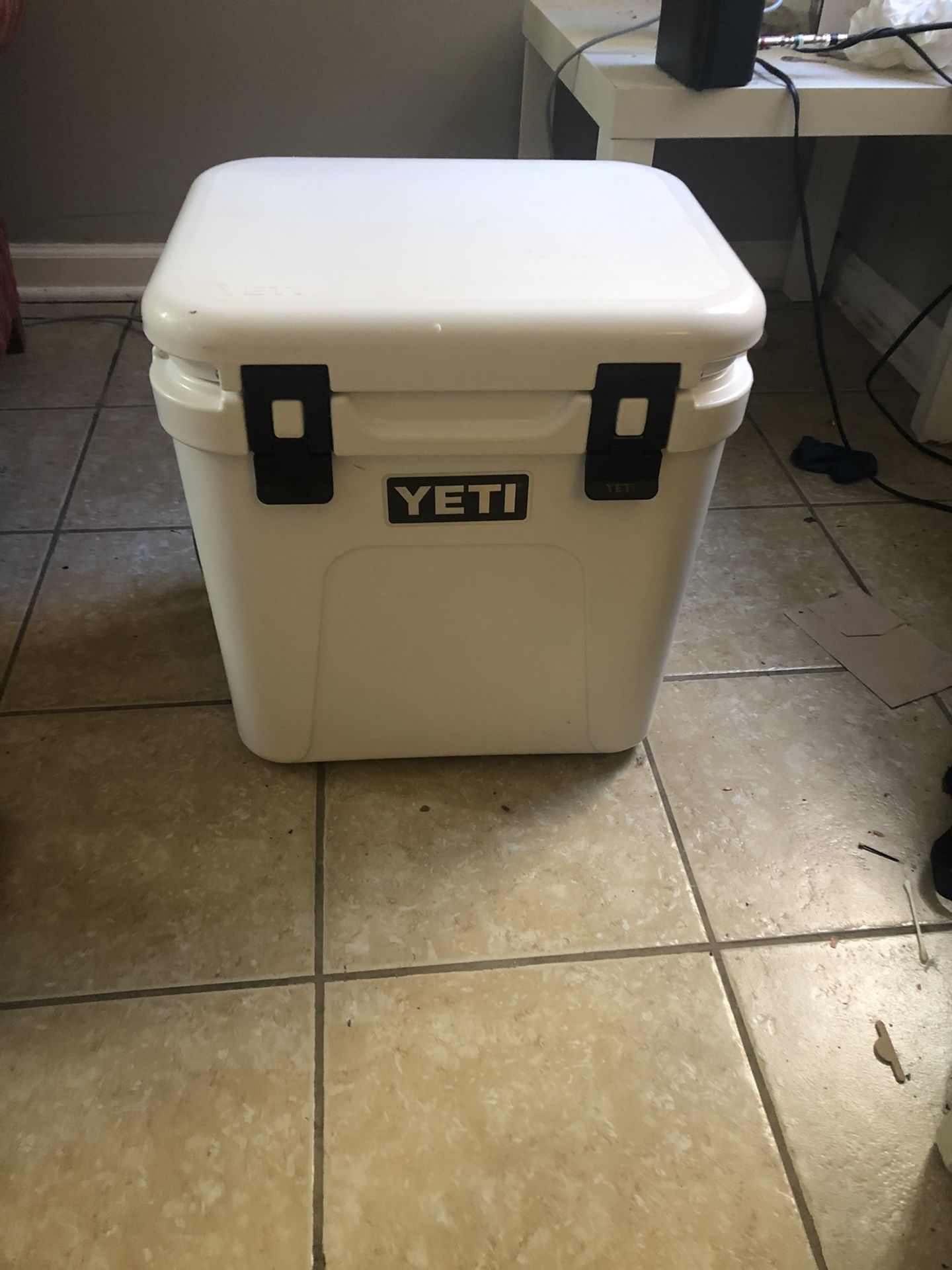 Yeti Cooler for Sale in Baltimore, MD OfferUp