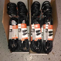 Prime Wire & Cable EC502608 8-Foot 16/3 SJTW Indoor and Outdoor Extension Cord, Black