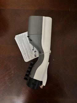 V2L Connector OEM Part - NEW KIA EV6/HYUNDAI IONIQ 5 2022-2023