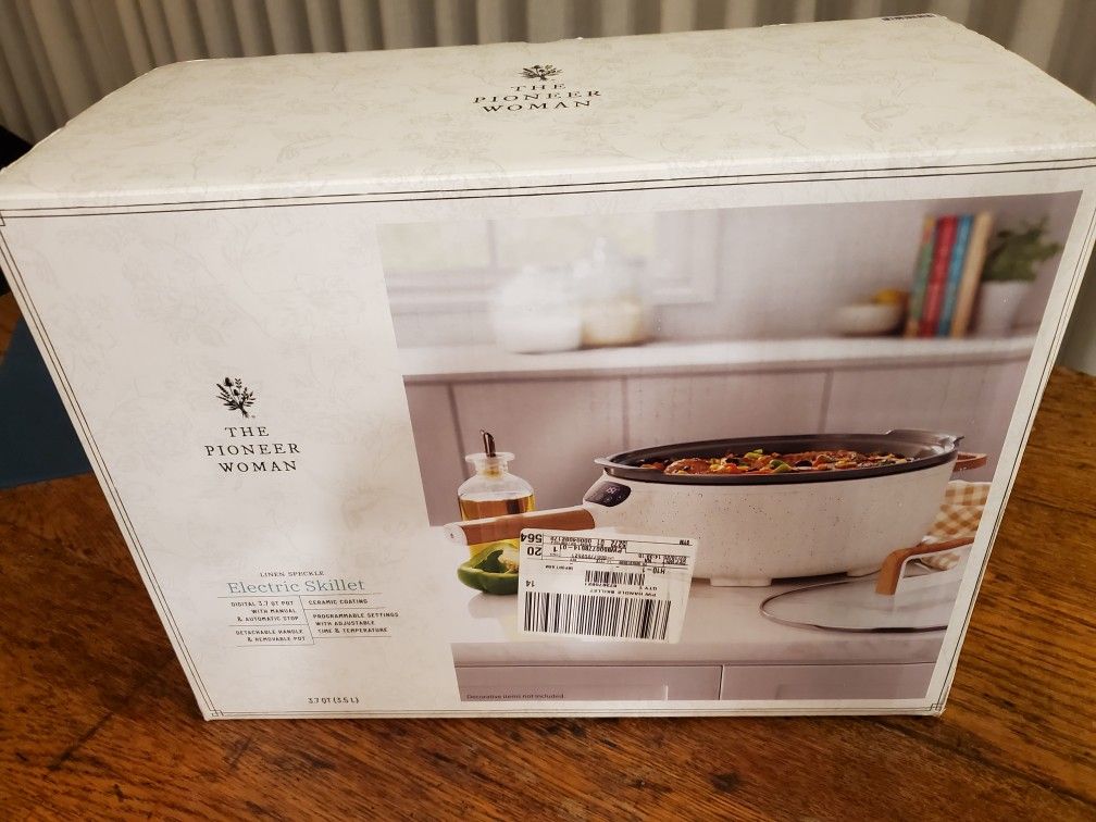 3.7 QT. ELECTRIC SKILLET by The Pioneer Woman - (Bremerton/Kitsap)