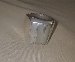 Bold Silver Men's Ring with Inlaid Design - Statement Piece!